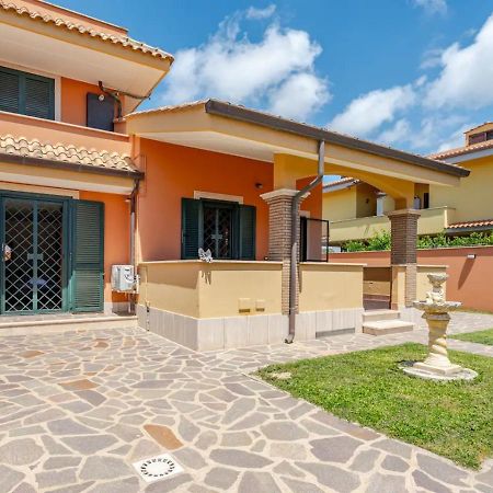 פיומיצ'ינו Garden Villa - Free Parking, Wi-Fi E Netflix מראה חיצוני תמונה