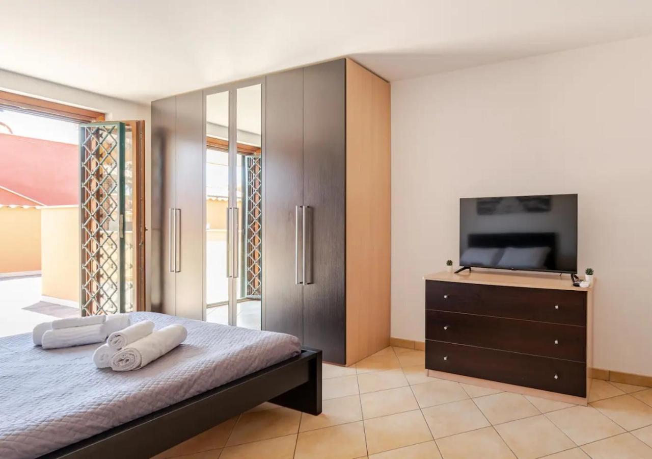 פיומיצ'ינו Garden Villa - Free Parking, Wi-Fi E Netflix מראה חיצוני תמונה